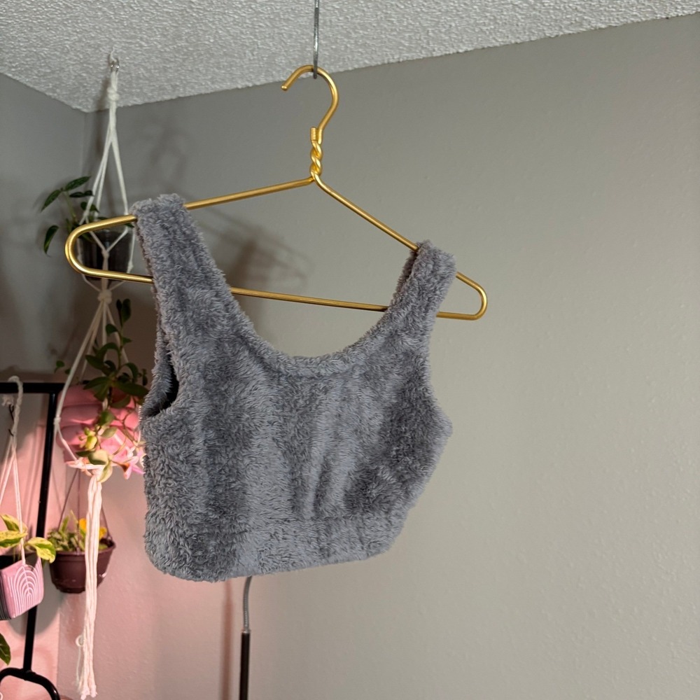 Love Poem Crop Top Women S Grey Fuzzy Sherpa Scoop Neck Sleeveless  Loungewear - Picture 4 of 7